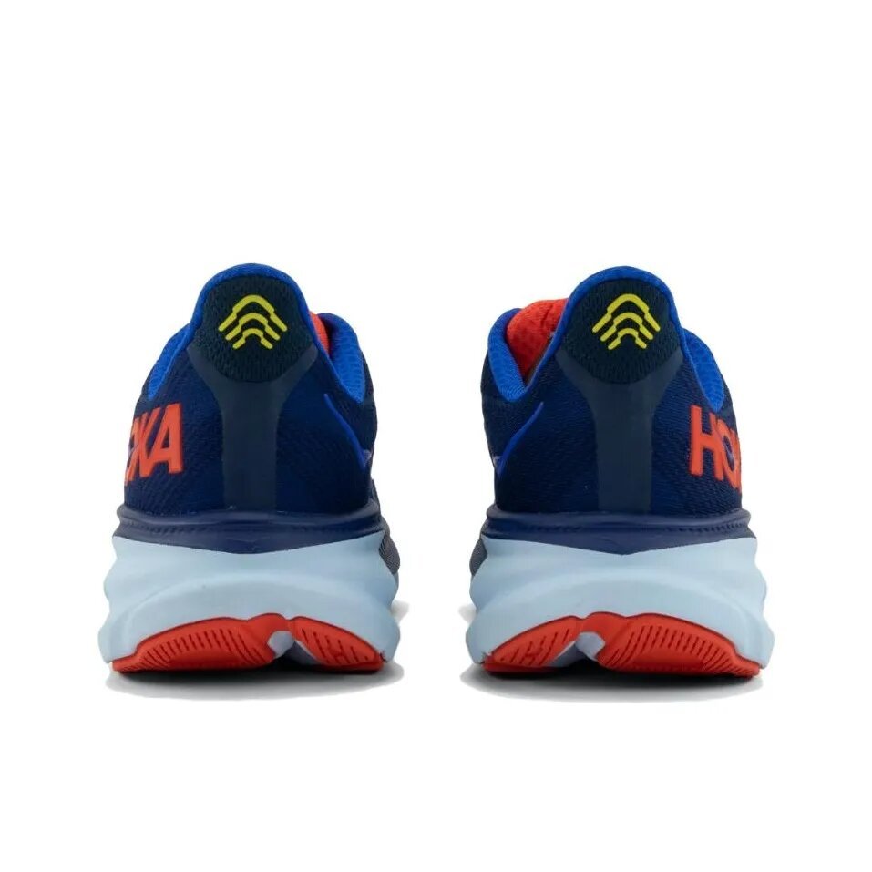 HOKA Clifton 9 Sneakers