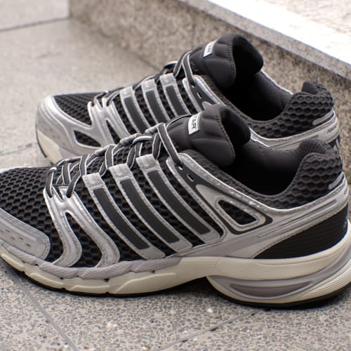 ADISTAR CONTROL 5 SHOES - Core Black / Silver Metallic / Grey One