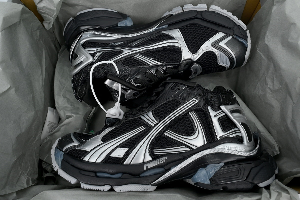 BALENCI Runner Sneaker Dark Gray - image 5