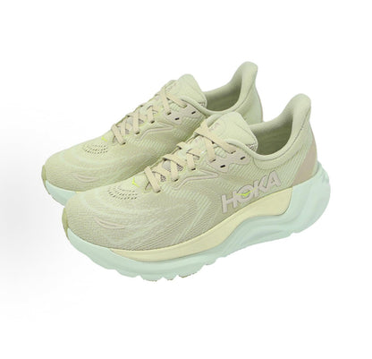 HOKA Arahi 8 Sneakers