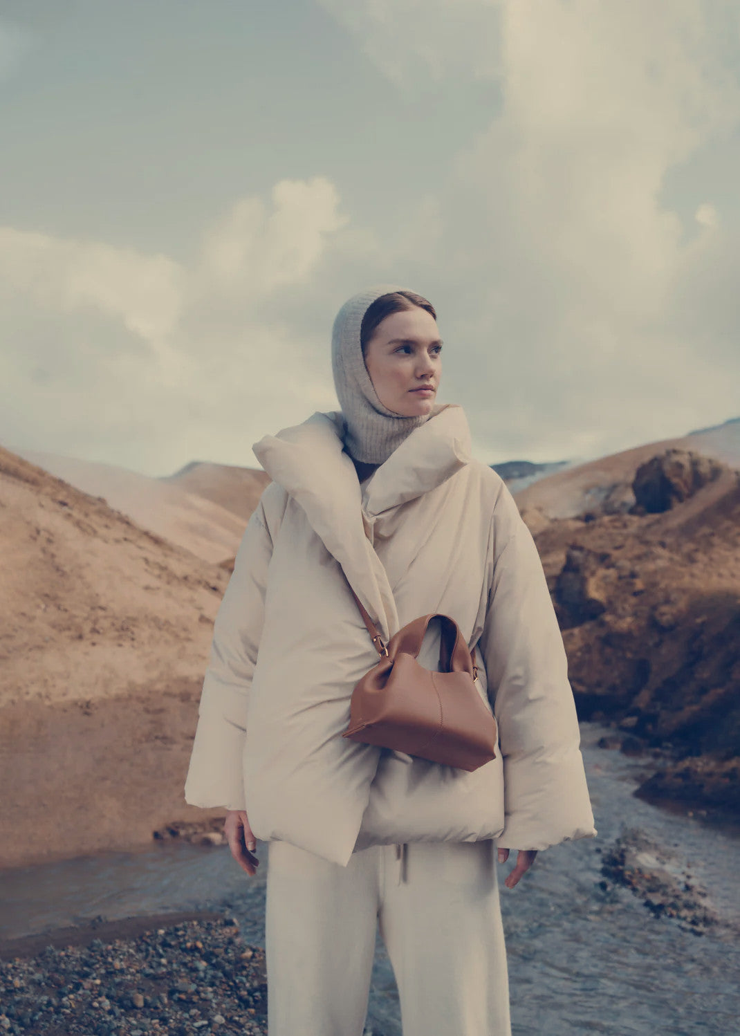 Numéro Neuf Mini Edition Textured Camel
