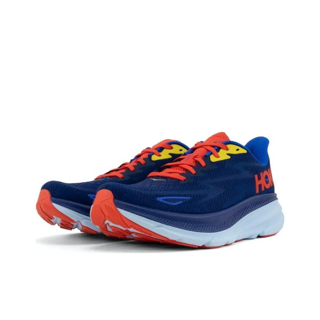 HOKA Clifton 9 Sneakers