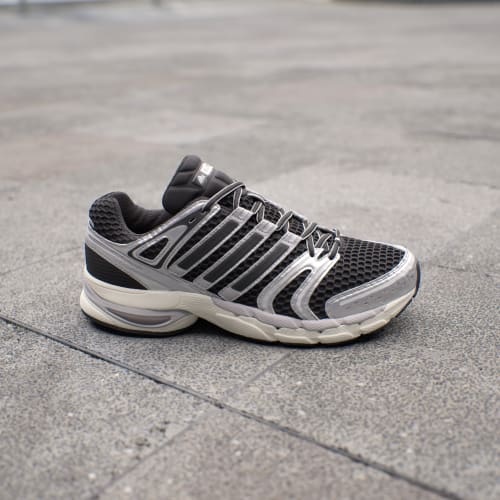 ADISTAR CONTROL 5 SHOES - Core Black / Silver Metallic / Grey One