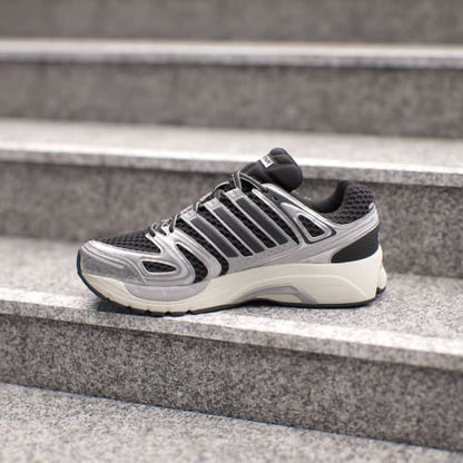 ADISTAR CONTROL 5 SHOES - Core Black / Silver Metallic / Grey One