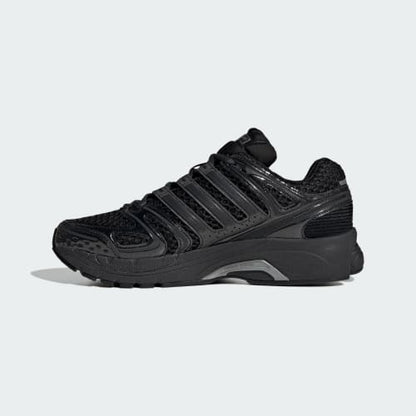 ADISTAR CONTROL 5 SHOES - Core Black / Grey Six / Iron Metallic