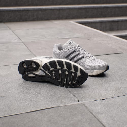 ADISTAR CONTROL 5 SHOES - Silver Metallic / Grey One / Core Black