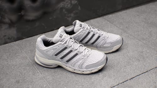 ADISTAR CONTROL 5 SHOES - Silver Metallic / Grey One / Core Black