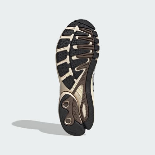 ADISTAR CONTROL 5 SHOES - Cloud White / Core Black / Core White