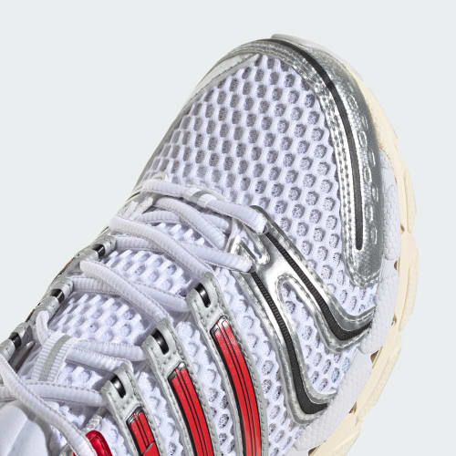 ADISTAR CONTROL 5 SHOES - Cloud White / Better Scarlet / Dash Grey