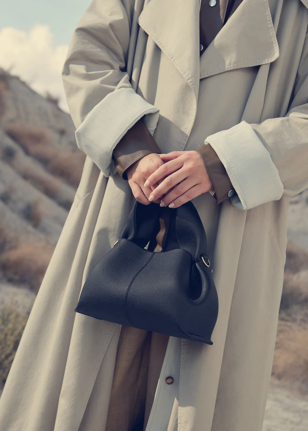 Numéro Neuf Mini Edition Textured Black