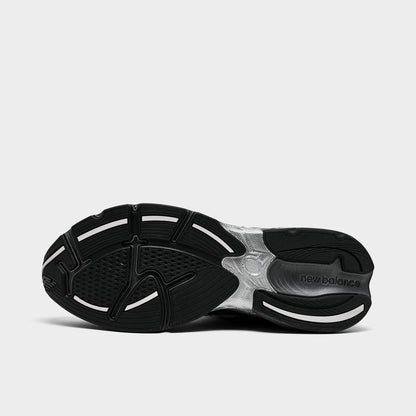 Men's New Balance 2010 Casual Shoes - Black/White - view 6