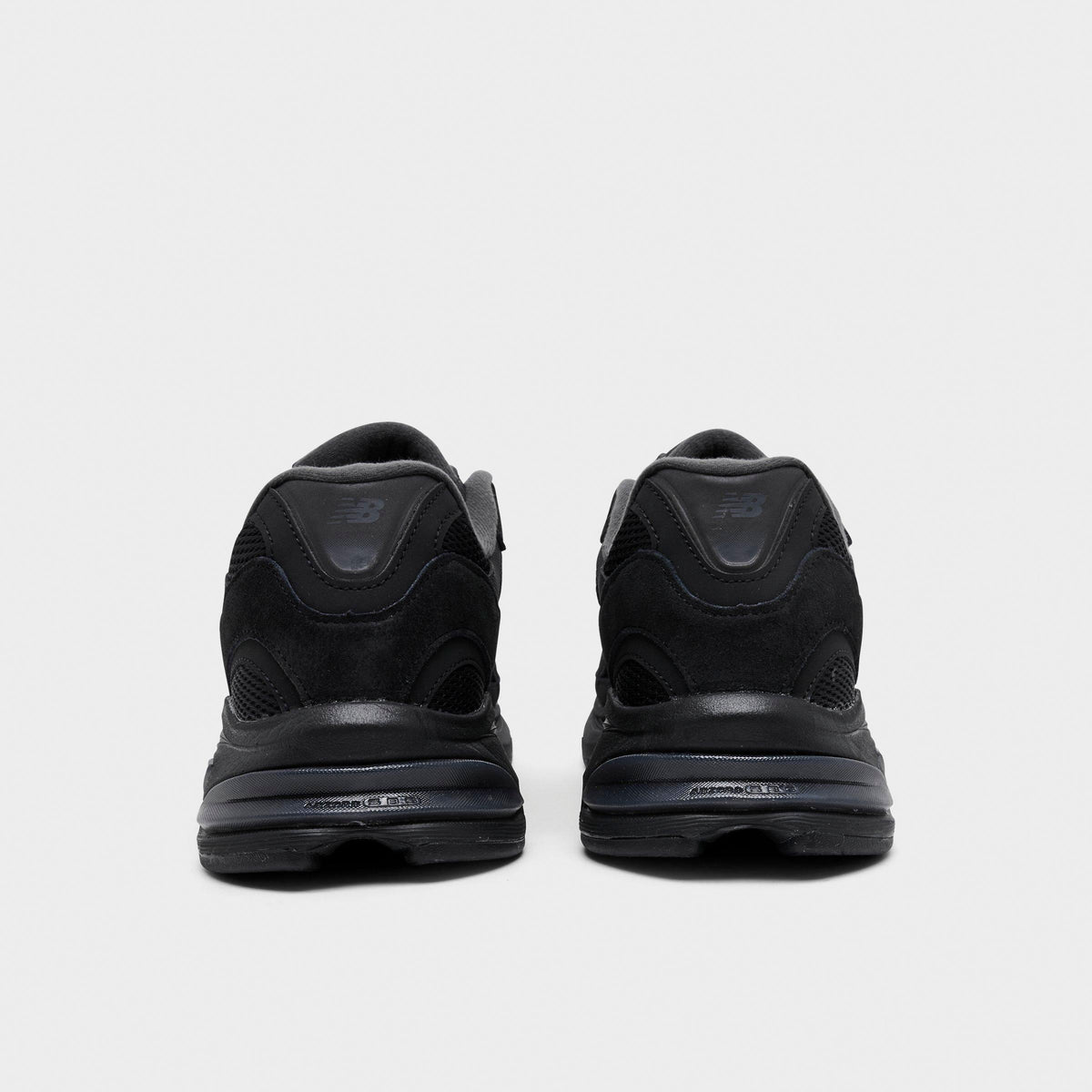 Men's New Balance 2010 Casual Shoes - Black/Black/Black - view 4