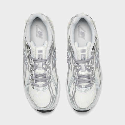 Women's New Balance 740 Lace Casual Shoes - Lace/Silver Metallic/Linen - view 5