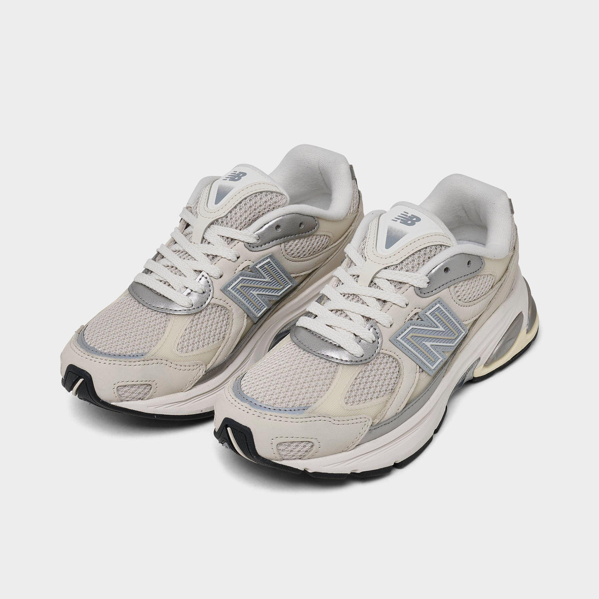 Women's New Balance 2010 Casual Shoes - Sea Salt/Timberwolf  - view 2