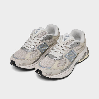 Women's New Balance 2010 Casual Shoes - Sea Salt/Timberwolf  - view 2