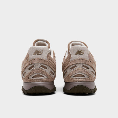 Women's New Balance 204L Casual Shoes - Mushroom/Arid Stone  - view 4