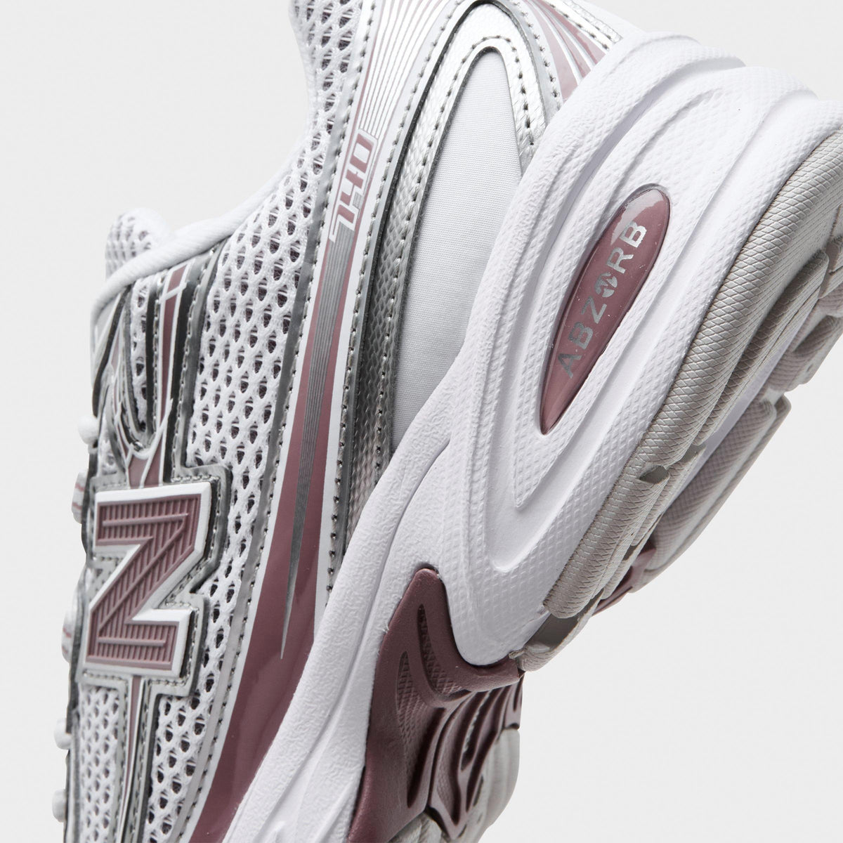 Women's New Balance 740 Casual Shoes - Cream/Rust  - view 3