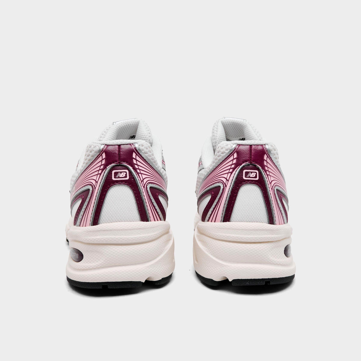Women's New Balance 740 Casual Shoes - Sea Salt/Mulled Wine - view 4