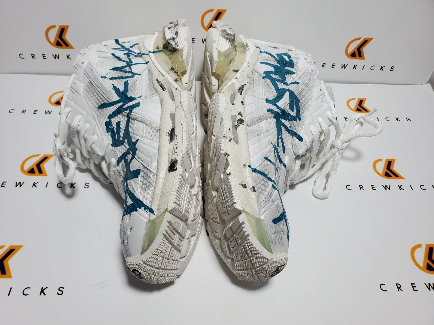 BALENCI Runner Graffiti White Blue - image 3