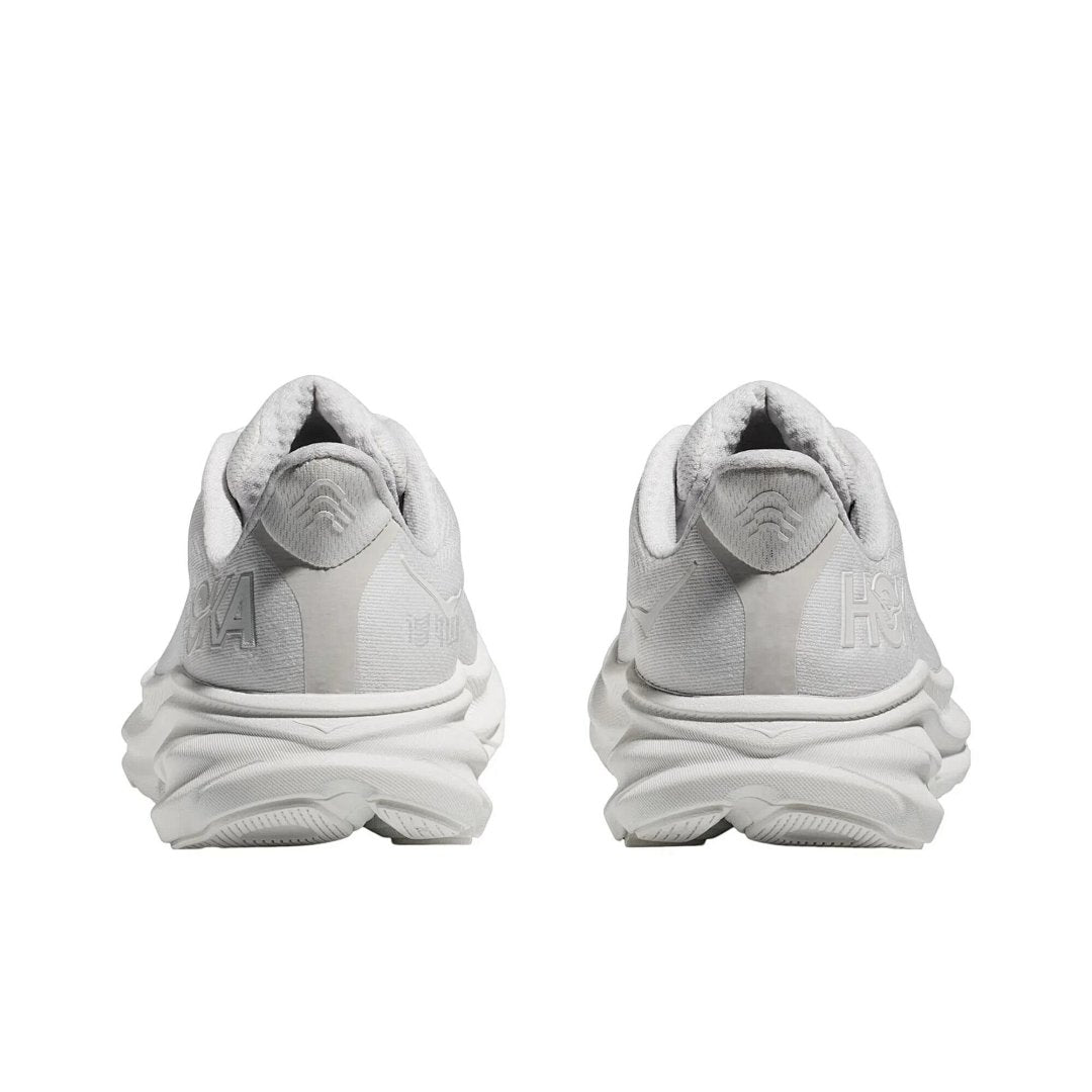 HOKA Clifton 9 Sneakers