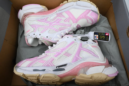 Wmns Balenci Runner White Pink - image 3